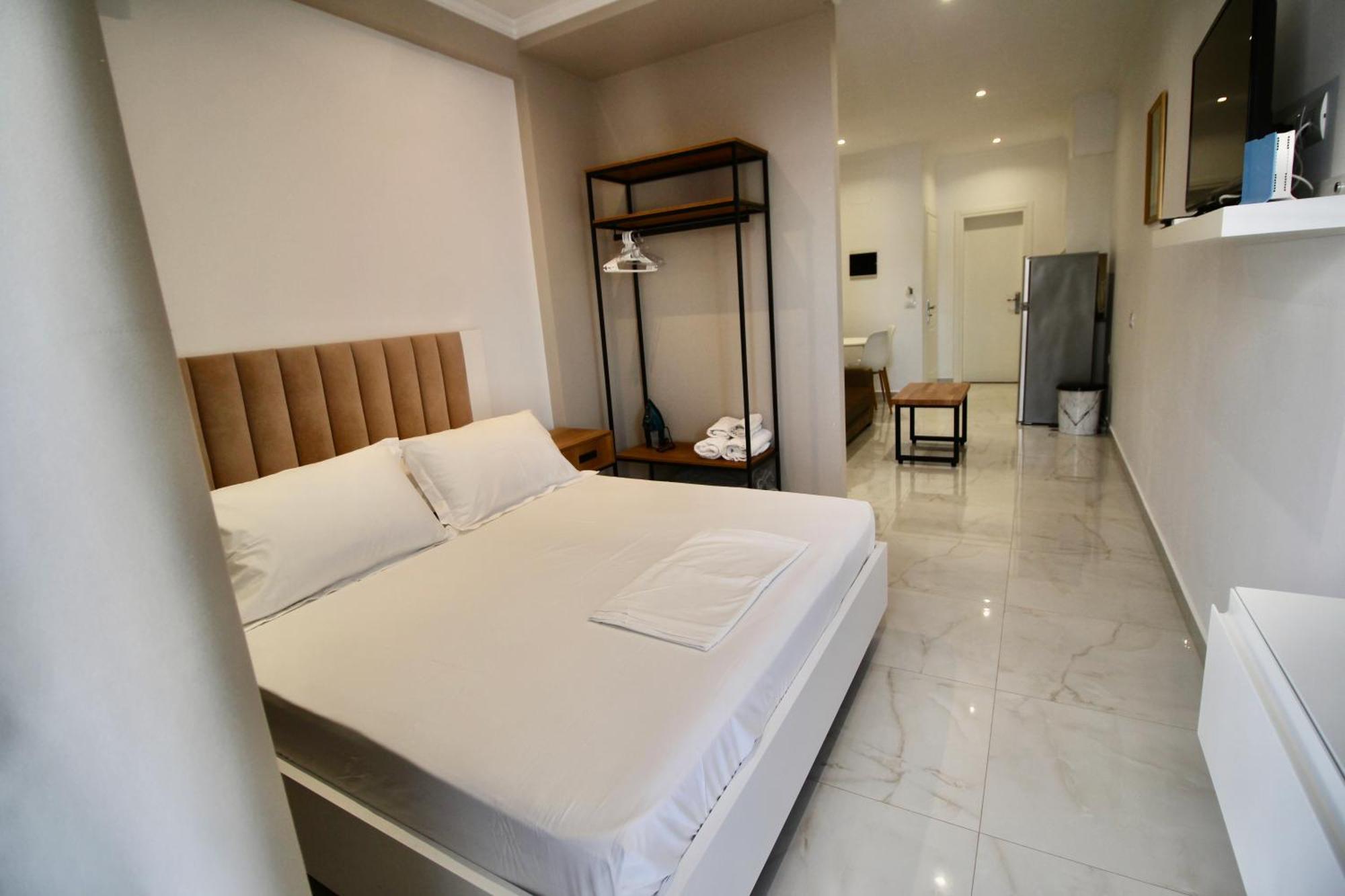Sela Apartments Sarandë Exterior foto