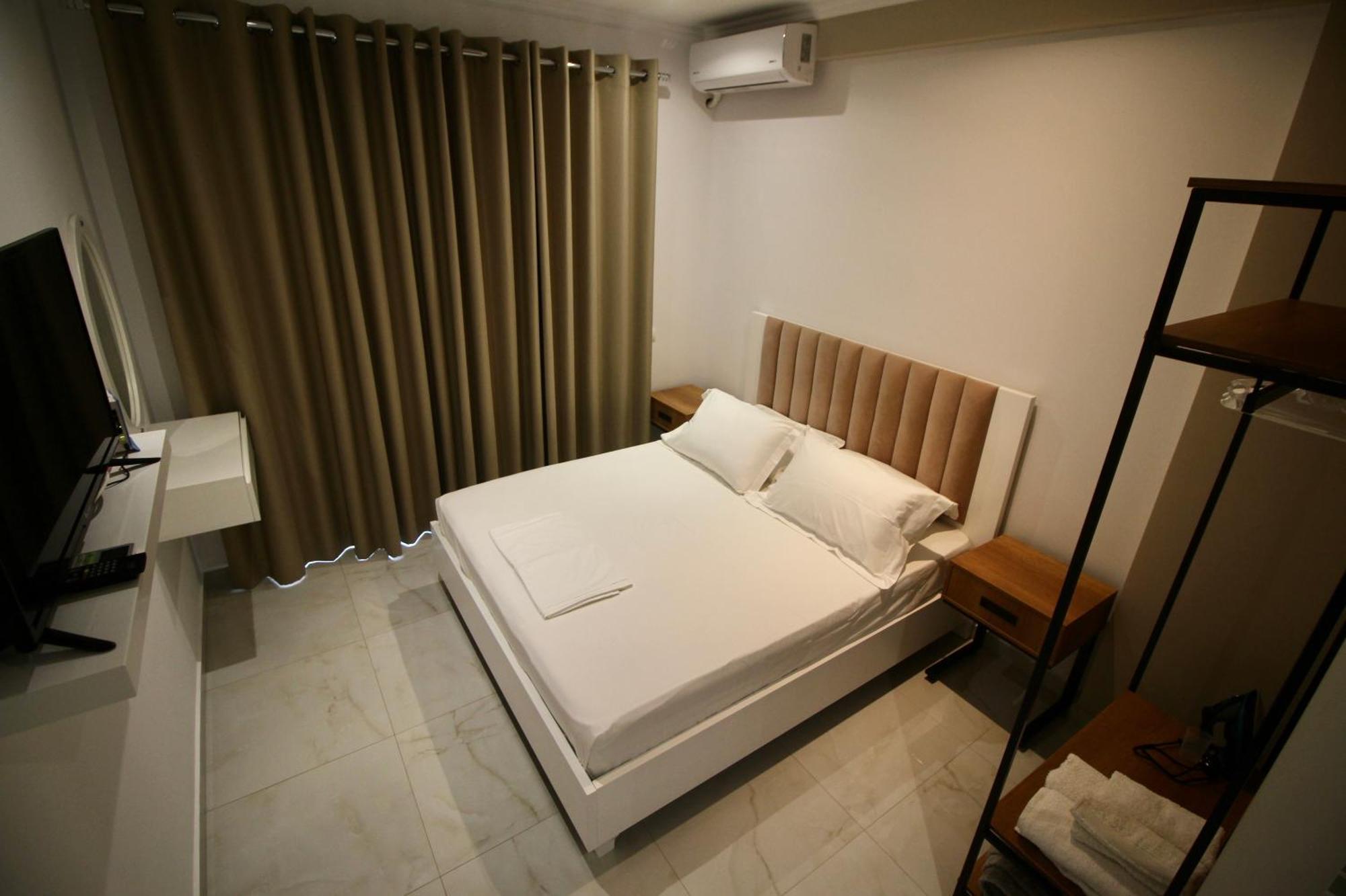 Sela Apartments Sarandë Exterior foto